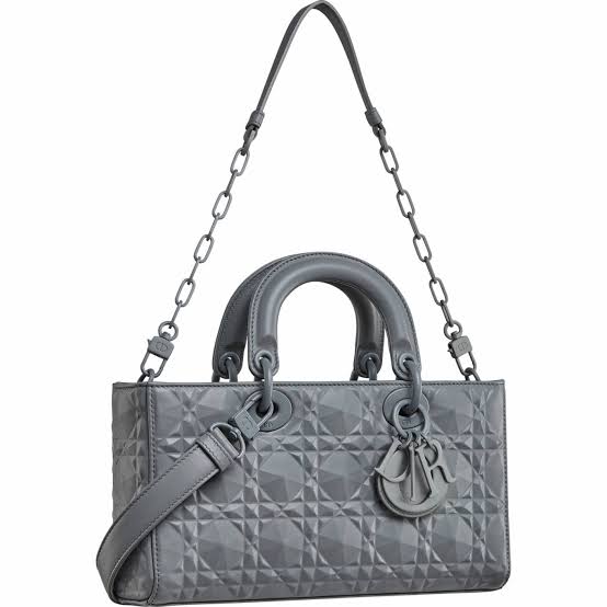 Christian Dior Mirror-Inspired luxury handbag👜♥️